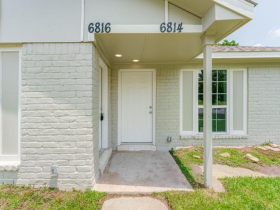 3rd image of 6814 W Fuqua Dr