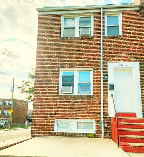 2601 N Heald St Photo 1