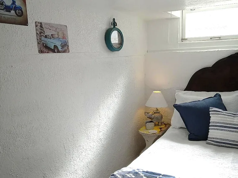 916 Gidding St #1 — Photo 7