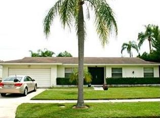 8720 Cobblestone Dr, Tampa, FL 33615