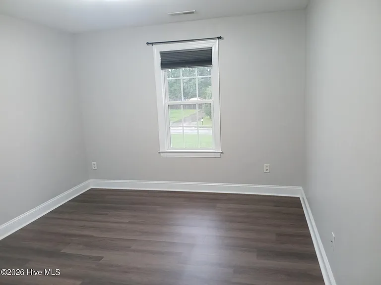2805 Fletcher Ct — Photo 5