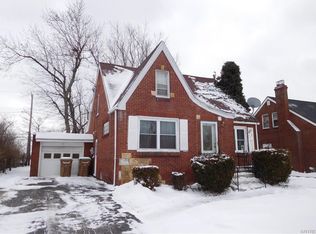 37 Tudor Rd, Cheektowaga, NY 14215