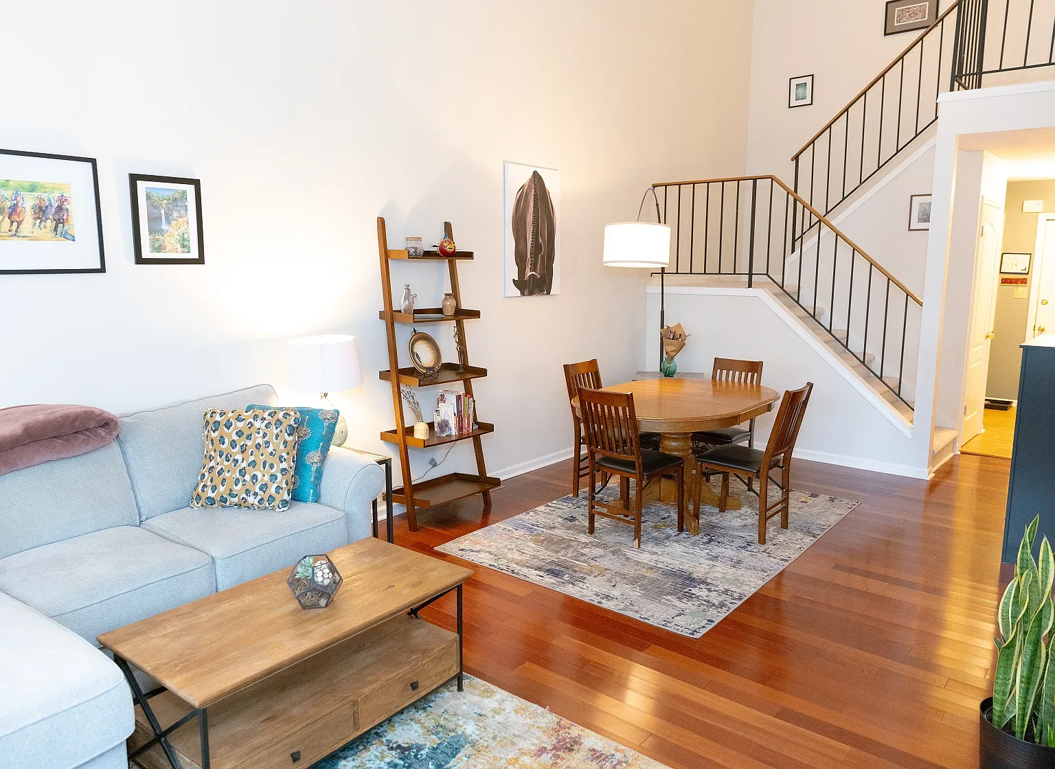 3 bed, 2.5 bath, 1836 sqft, $2,880 — Photo 3