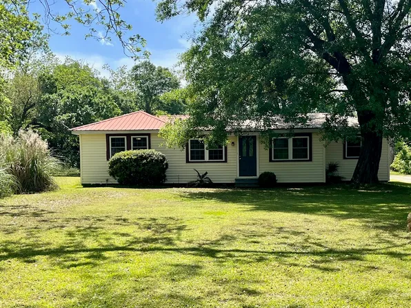 (undisclosed Address), Elberta, AL 36530