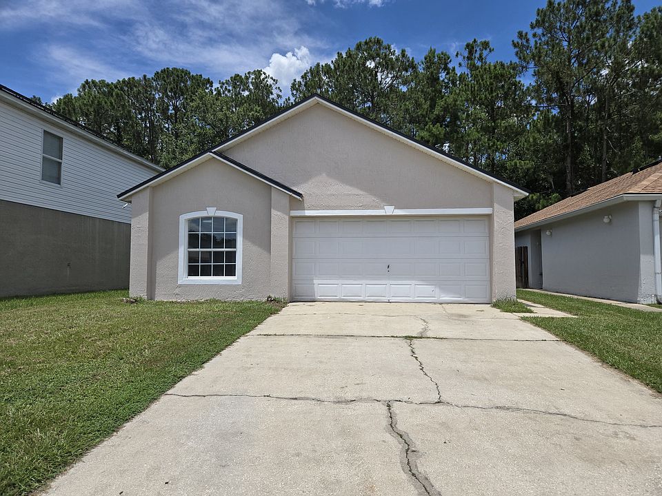 1st image of 3444 Alec Dr