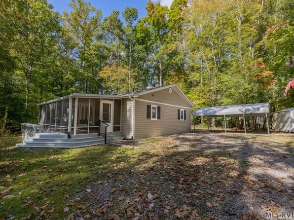 109 Driftwood Ct, Macon, NC 27551