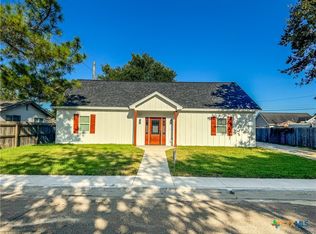 3306 Cypress St, Victoria, TX 77901