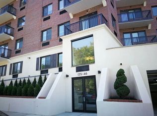 135-46 Grand Central Pkwy #4A, Jamaica, NY 11435
