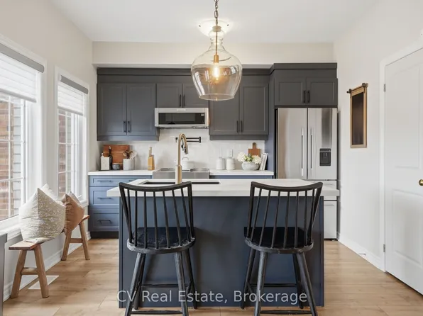 57 Harvest Cres, Barrie, ON L9J 0T5