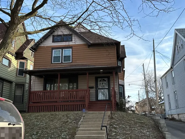 418 N 31st St, Milwaukee, WI 53208
