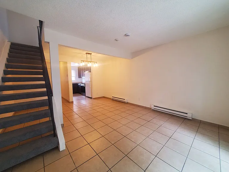 928 Civic Center Dr #3 — Photo 6