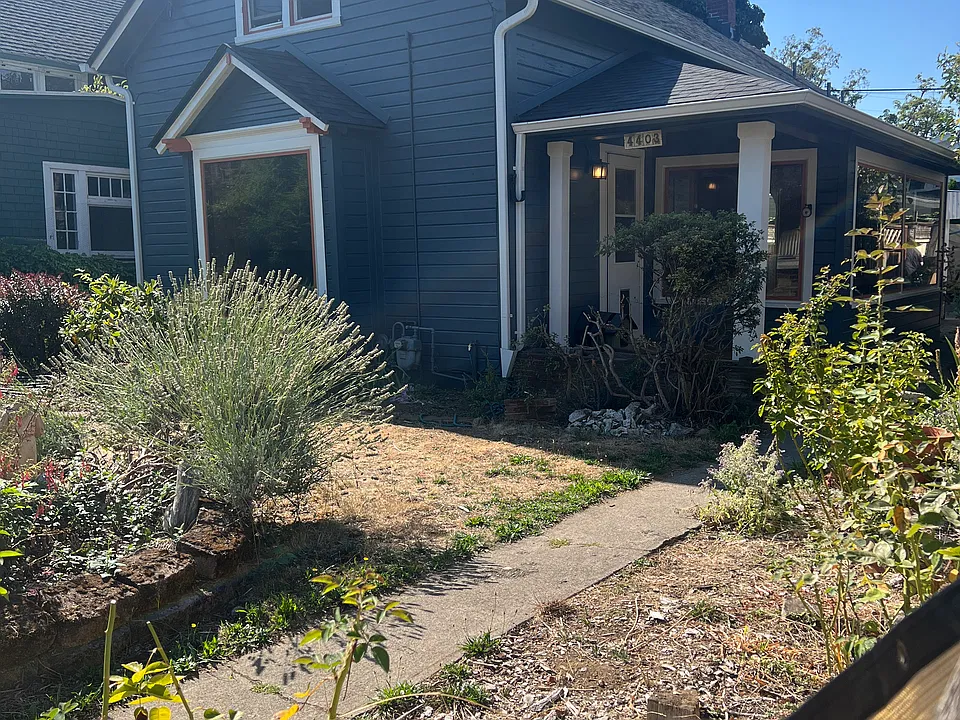 4403 SE 65th Ave