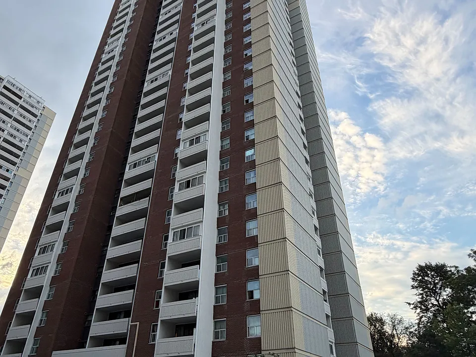 3 Massey Sq #2803
