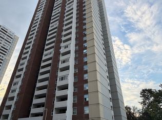 3 Massey Sq #2803, Toronto, ON M4C 5L5