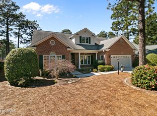 138 Hunter Trl, Southern Pines, NC 28387