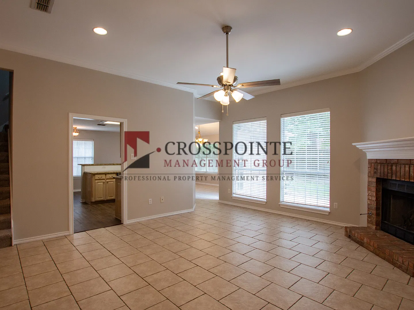 Stunning 4 Bedroom 3 Bath Home in Southeast Tyler! — Photo 3