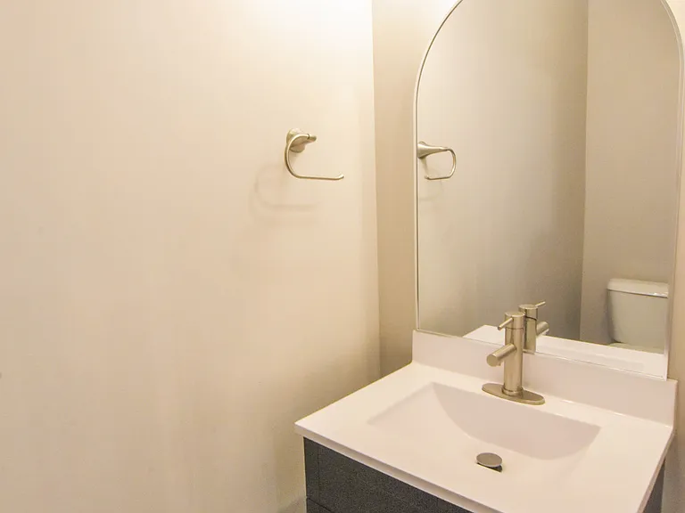2210 Knotty Pine Trl — Photo 12