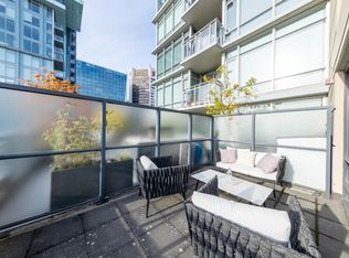 788 Richards St #2601, Vancouver, BC V6B 0C7