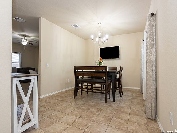 3rd image of 11210 FOUR IRON WAY