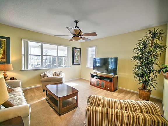 3rd image of 148 Boysenberry Ln