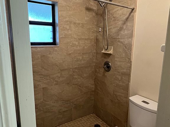 3rd image of 5835 W 20th Ave
