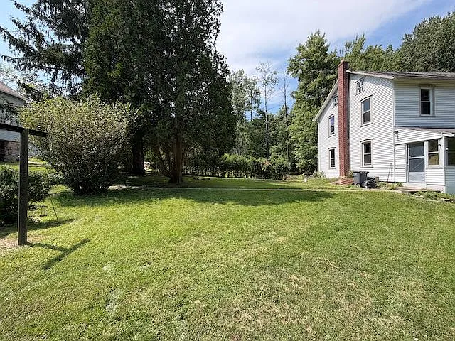 Apple Ln — Photo 3