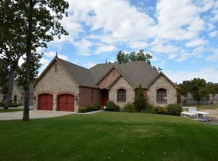 58551 E 297 Rd, Grove, OK 74344