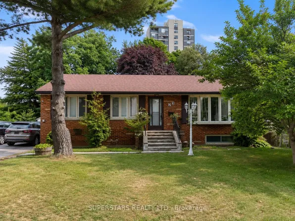 23 Dunelm St, Toronto, ON M1J 3G2