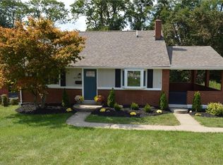 1419 Meadowlark Dr, Pittsburgh, PA