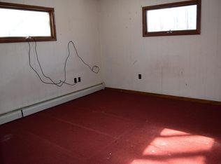 122 Sharbaugh Rd, Tobyhanna, PA 18466