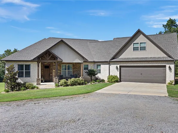 251 Kordsmeier Ln, Morrilton, AR 72110