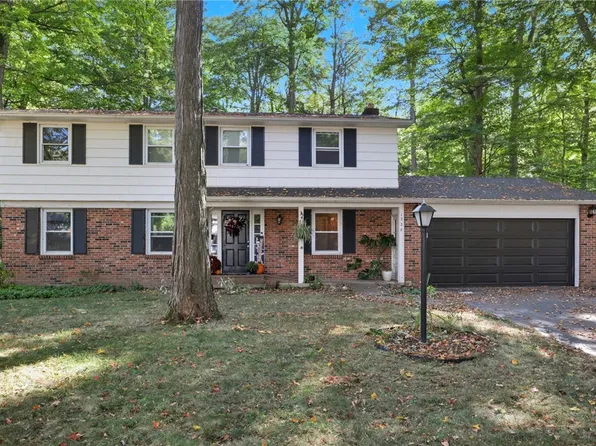 1228 Stockbridge Rd, Webster, NY 14580