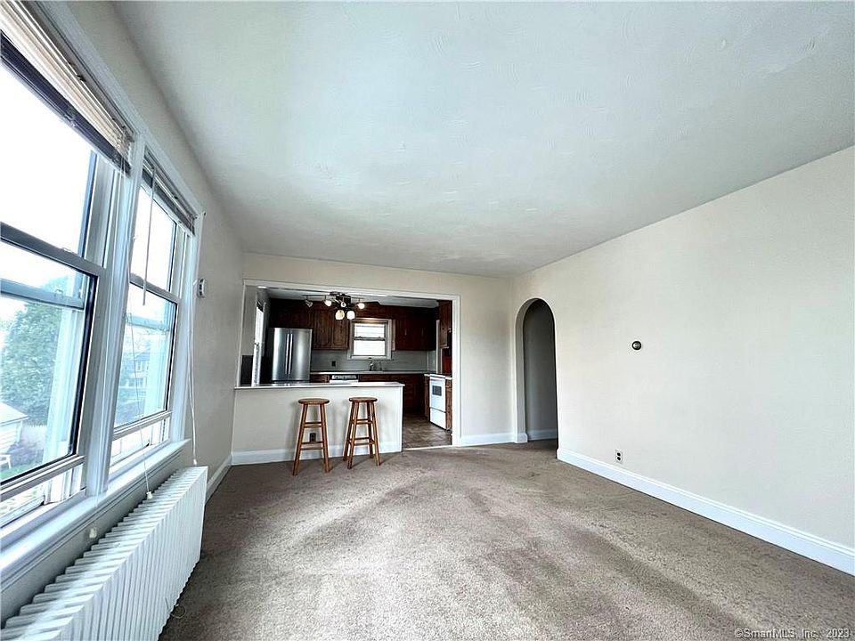 45 Light St, Stratford, CT 06615 Zillow