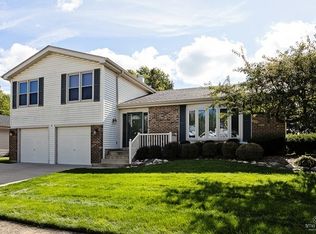 317 Loveland Dr, Glendale Hts, IL