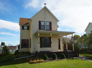331 N Hudson St, Stockton, IL 61085