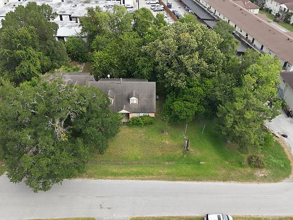 5th image of 9206 Pecos St