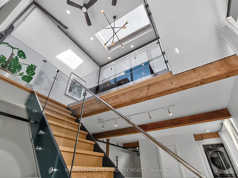 75 Markham St #1 — Photo 27