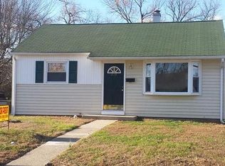 237 Locust Ln, Elkton, MD 21921