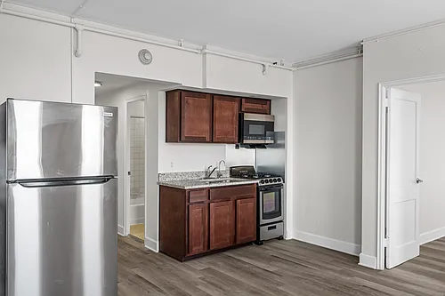 Fairmont Tower Apartments Photo 1