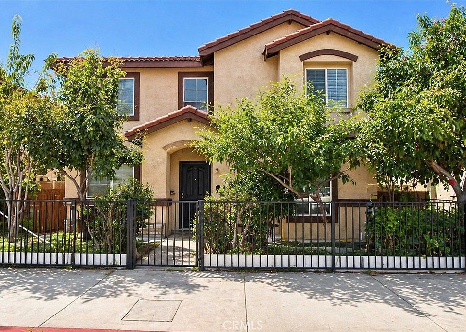 1st image of 14702 Badillo St