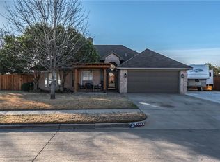 1005 Friar Dr, Saginaw, TX 76179