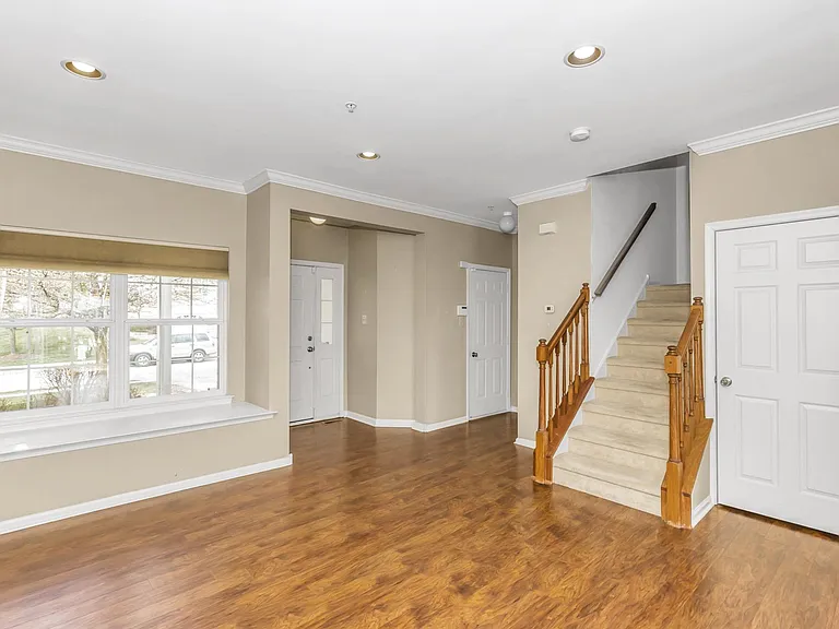 128 Madison Way — Photo 6