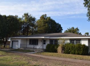 301 W Sycamore St, Columbus, KS 66725