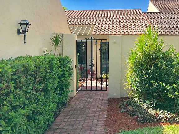 3rd image of 354 Patio Village Ter