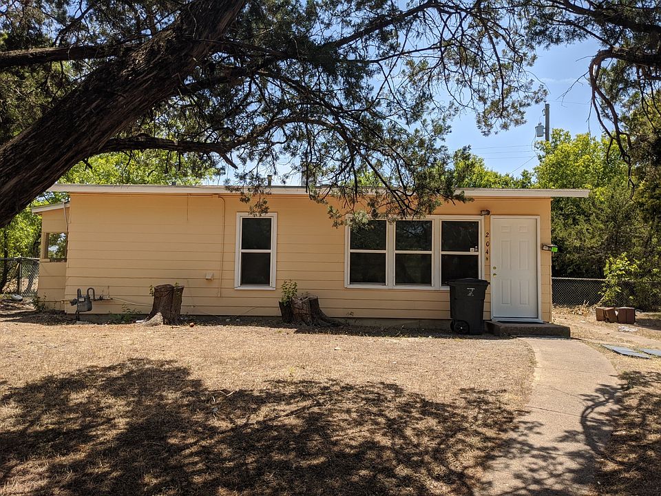 1st image of 204 Southside Dr