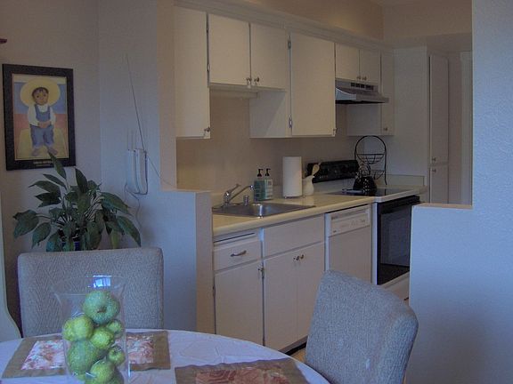 3rd image of 8170 Westwood Dr APT 8