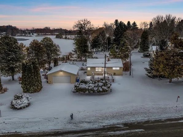 N6038 County Road D, Kewaunee, WI 54216