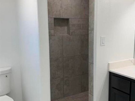 2nd image of 4656 E San Pedro St
