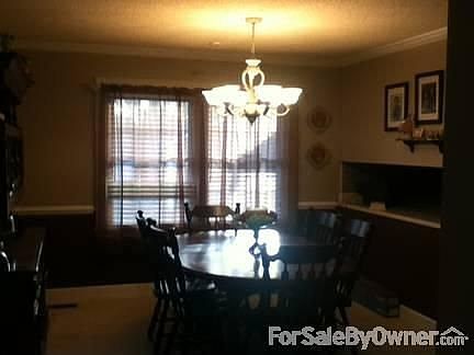 Dining Room
						:
						Very spacious, for table that seats 8+ people. Double window offers great view.
