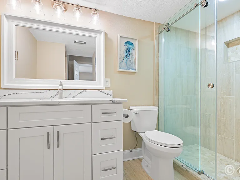 821 Bahia Del Sol Dr #B — Photo 16
